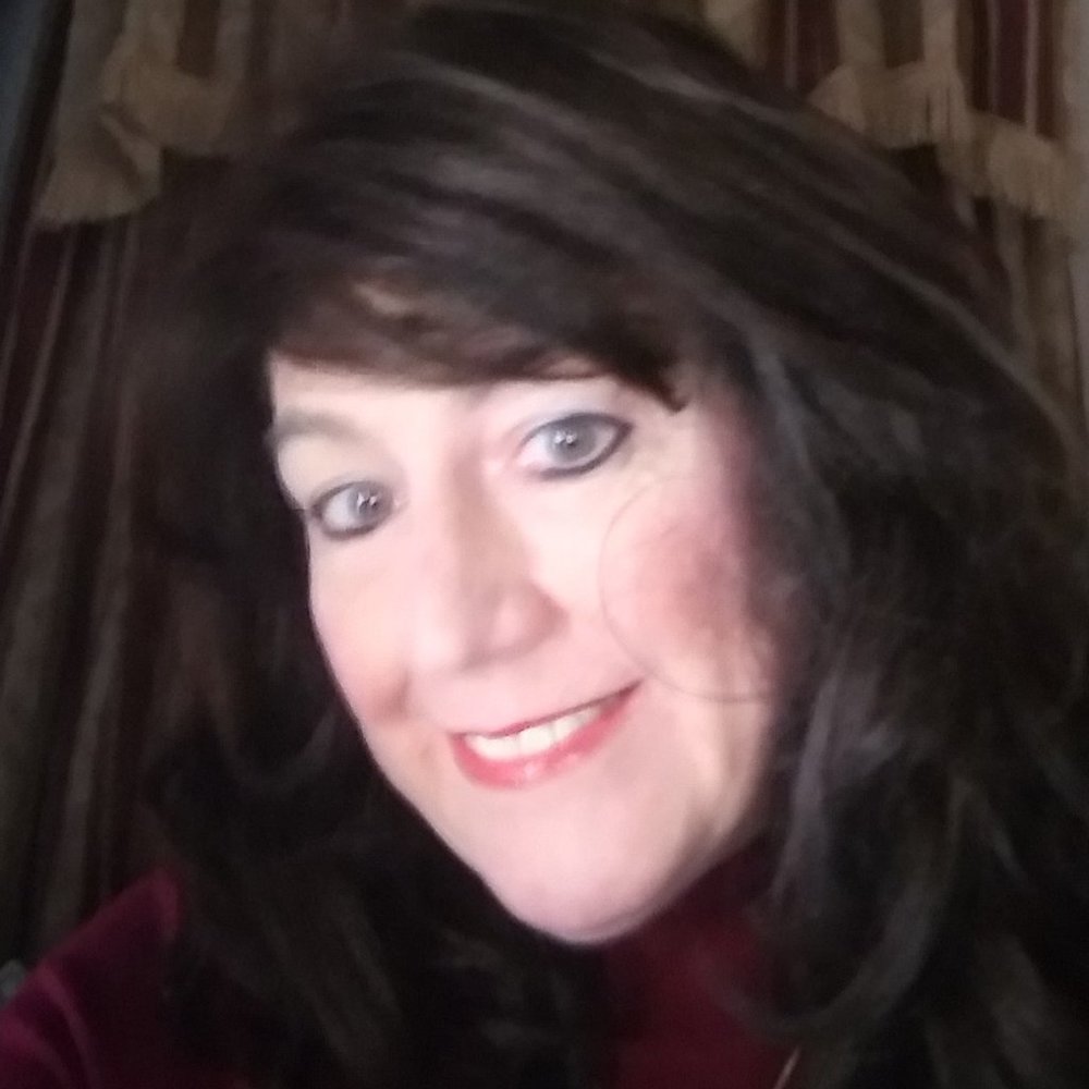 Meet your Posher, Michele